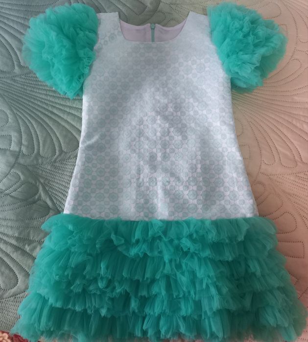 Продам детское платье