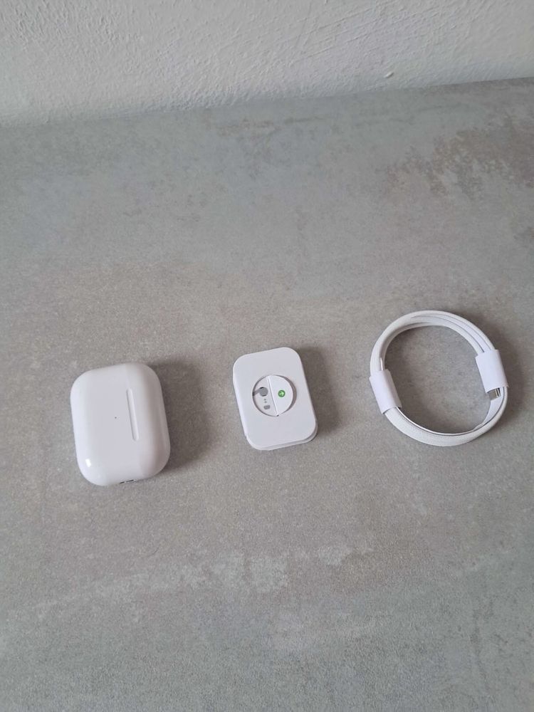 Apple AirPods Pro 2