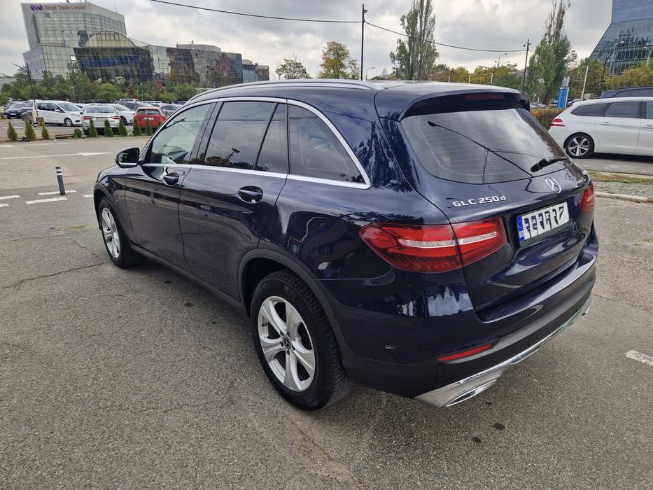 Merecedes-Benz GLC 250D 4Matic 204cp