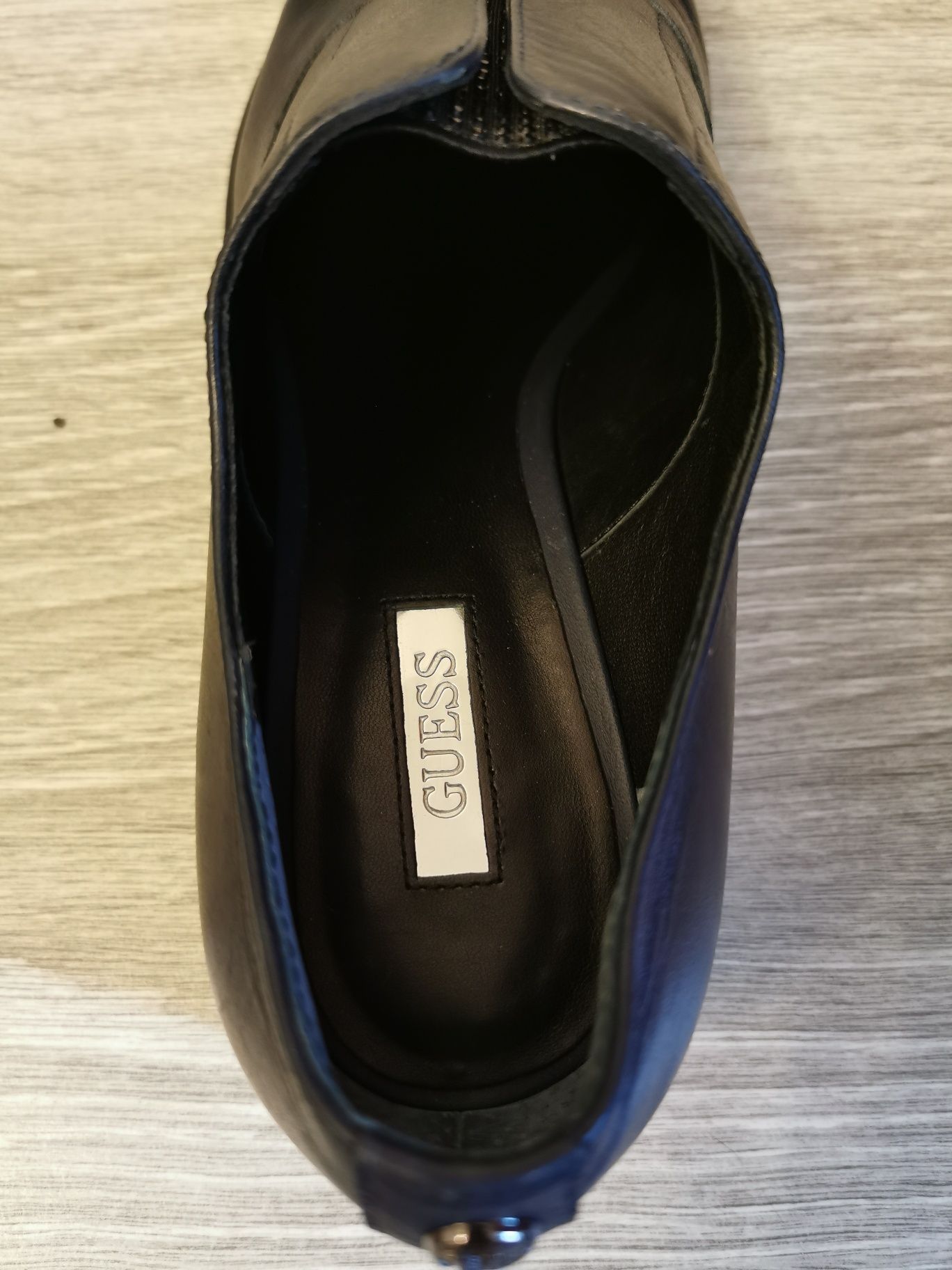 Mocasini Guess marimea 37