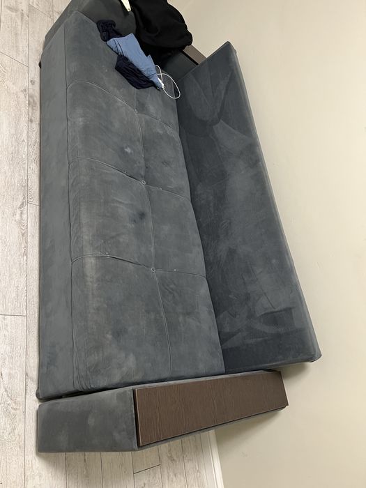 Продам диван и кровать б/у