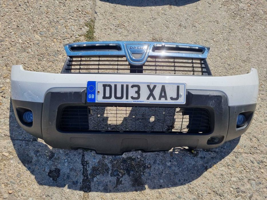 Bara fata completa Dacia Duster