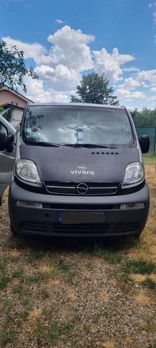 Opel  vivaro 8+1