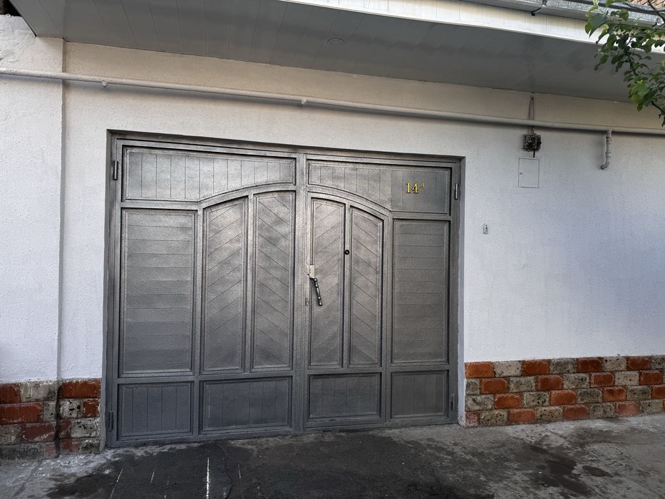 На БАДАМЗАРЕ  продаётся дом для ПОСТРОЙКИ