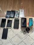 Vand lot telefoane functiobile/piese