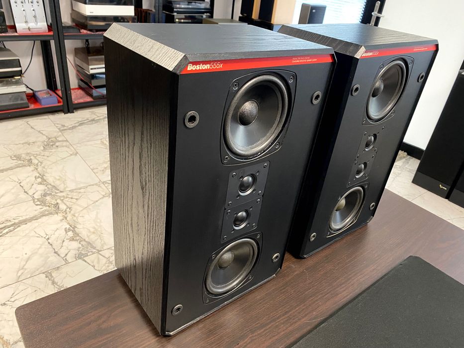 Тонколони Boston Acoustics