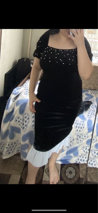 Платья  черные шикарные