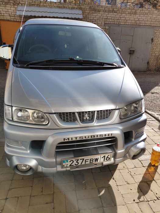 Продам Мицубиси Делика