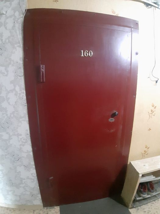 Дверь железная б/у