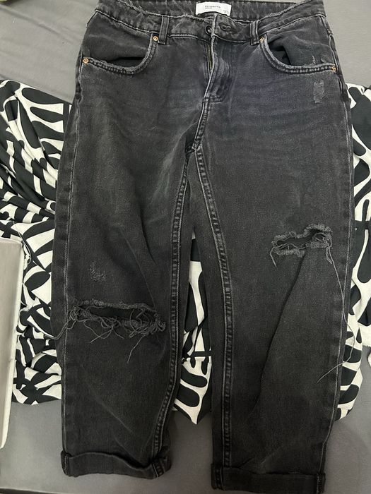 Скъсани черни дънки в страхотно състояние