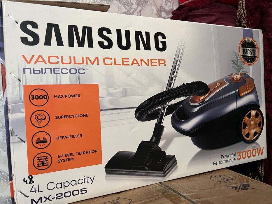 Пылесос SAMSUNG 3000/4L