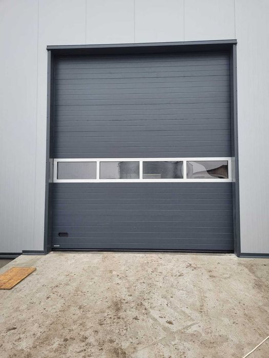 Usi // Termopane PVC si Aluminiu // Usi de garaj // Automatizari