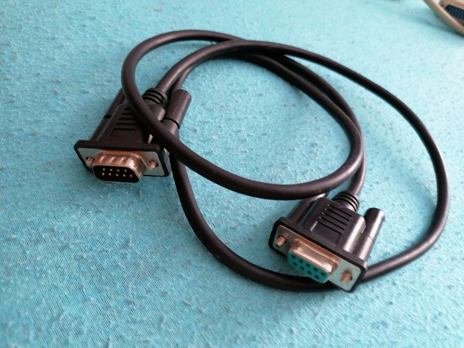 Cablu HDMI, VGA, Serial, Molex, DisplayPort, RS-232, RJ45, ATX 24 pin
