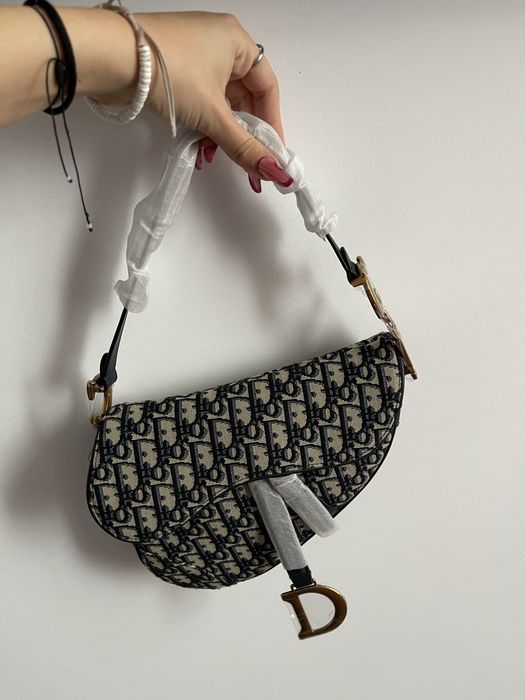 Geanta Dior, nou nouta