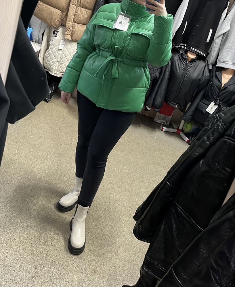 Продам зимнюю куртку из эко кожи