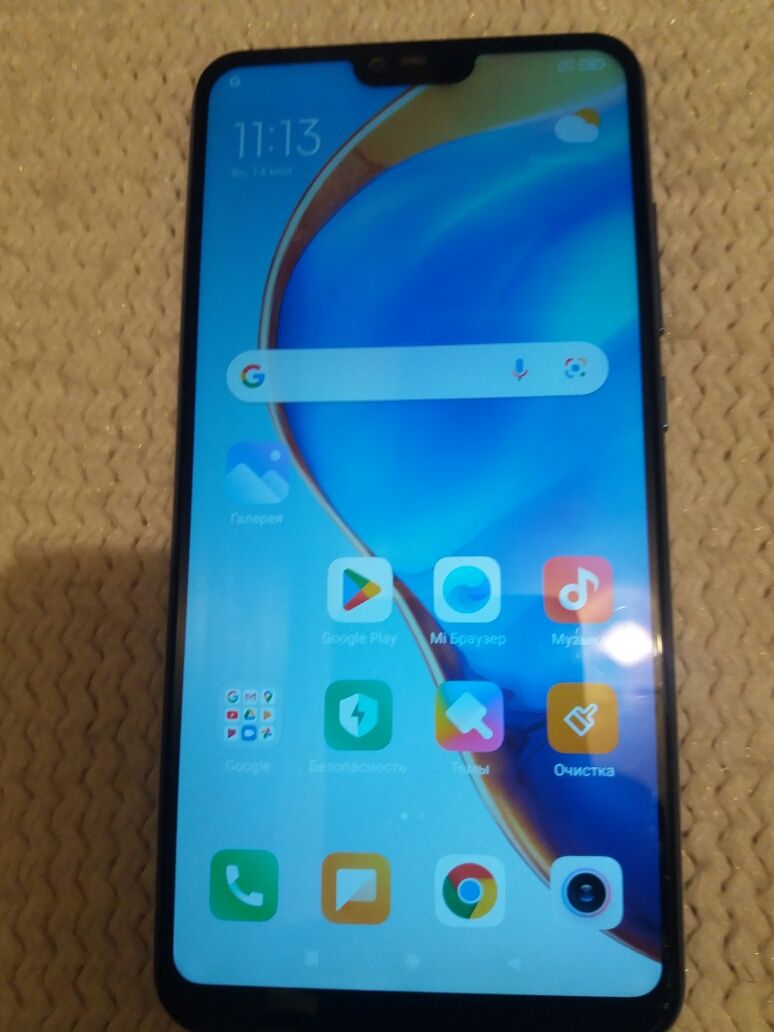МОЩНЫЙ Mi 8 lite 6/128gb
