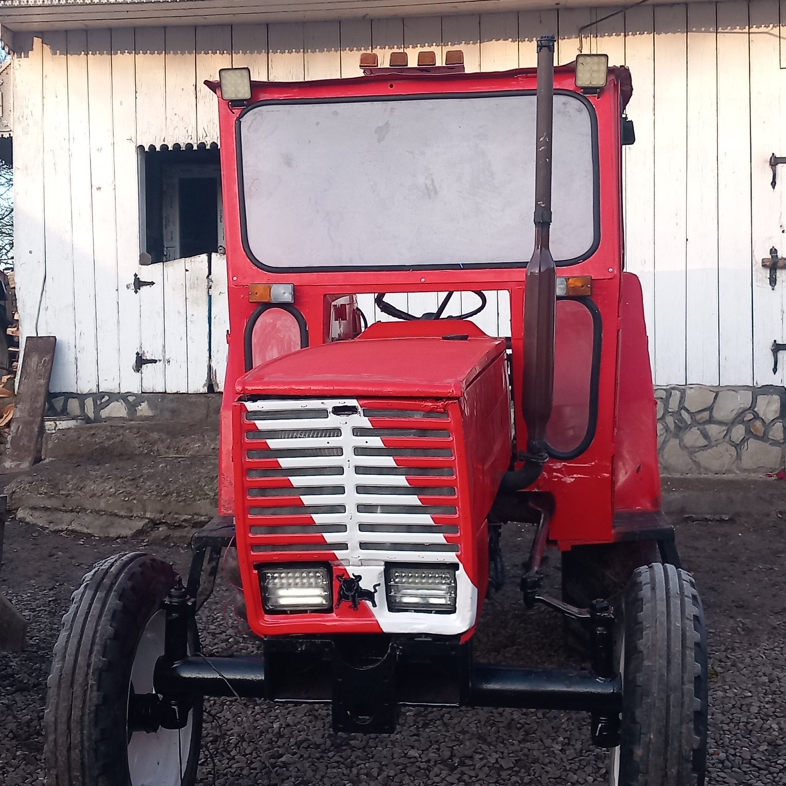 Vând tractor  steyer 760 det la nr