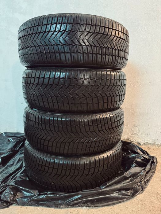 Jante BMW 5x120 cu anvelope iarna 225/55 R17 noi Dot 2025