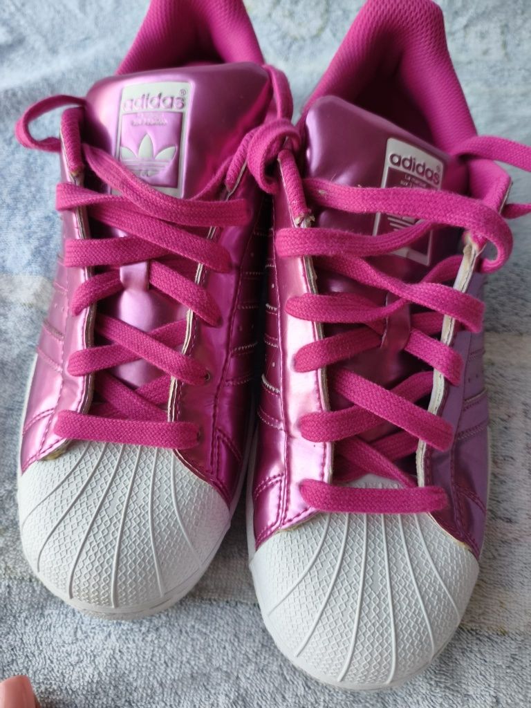 Adidas Superstar mărimea 40 roz