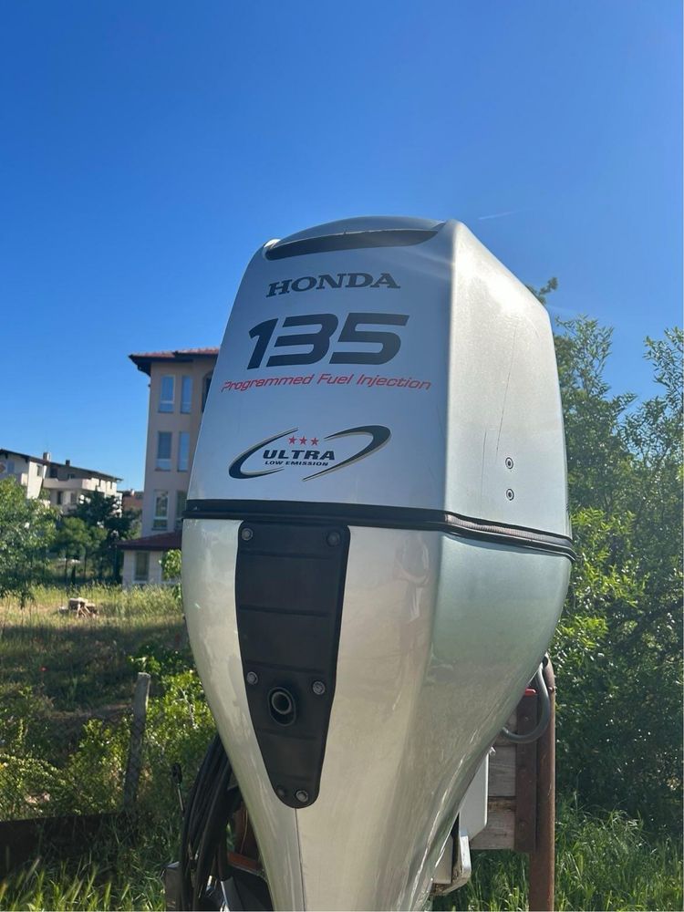 Honda bf 135.
