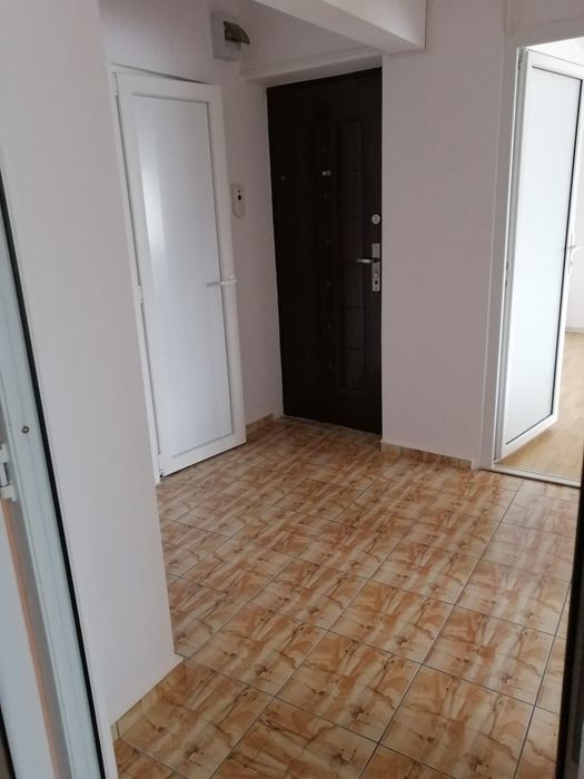Oferta apartament cu 2 camere decomandate  Comanesti