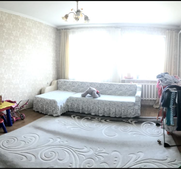 Продам ковер шикарный 3*4 метра