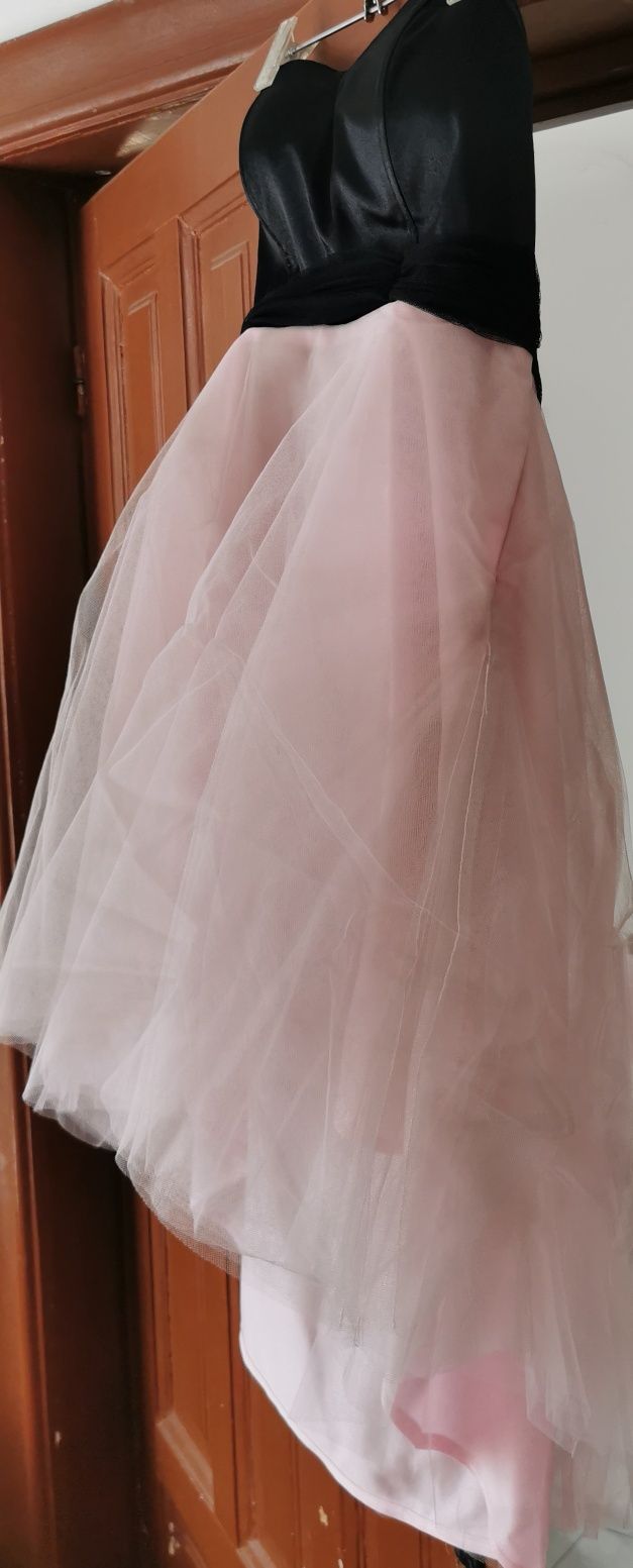 Rochie de ocazie, mărimea L, bust 100cm, scurta în față, mai lunga în