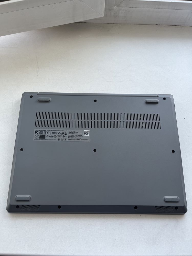 Продам ноутбук Lenovo  Ideapad3