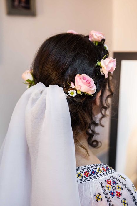 Rochie de mireasa cu broderie traditonala, Demetria