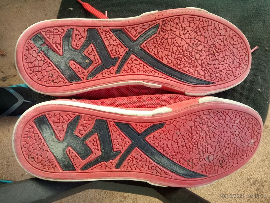 bascheti kix 46 rosii