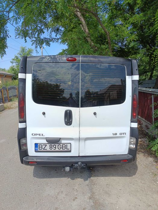Opel Vivaro 8 plus 1