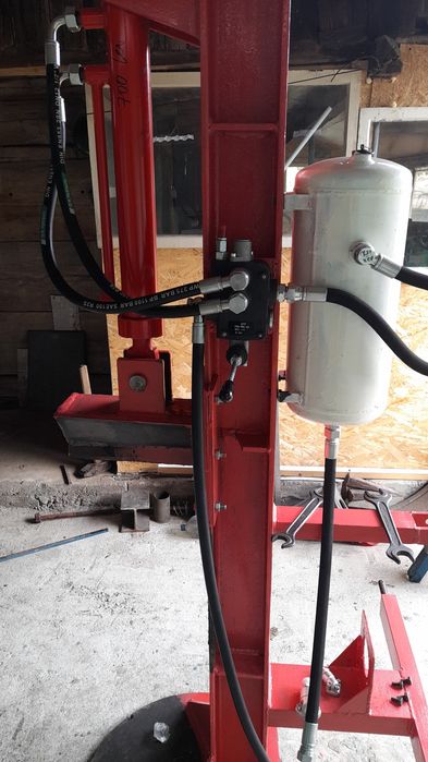 Spărgător de lemne pentru tractor