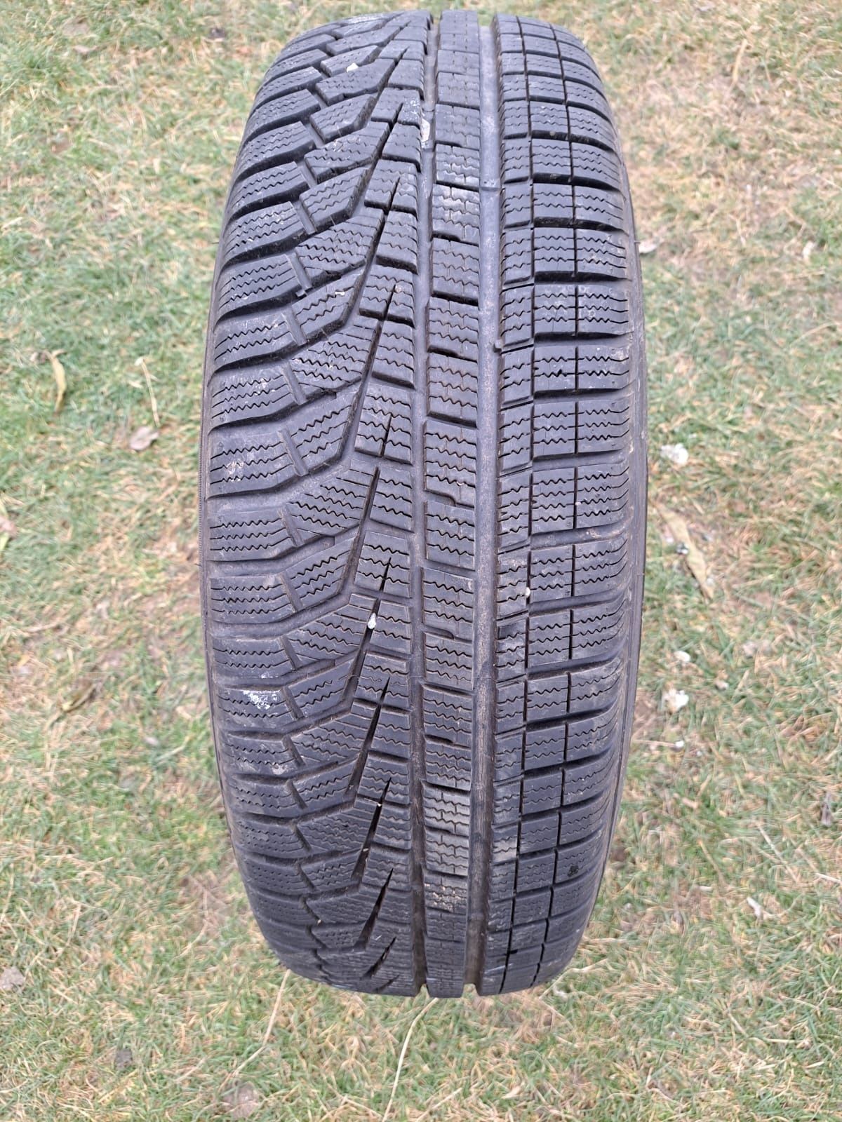 Anvelope iarna 235 75 r15 Hankook Winter Cept Evo 2 ( dot 2022 )