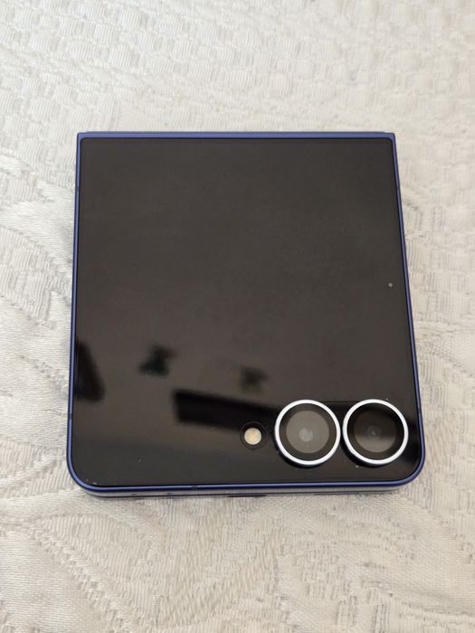 Samsung Z flip 7 blue 256гб