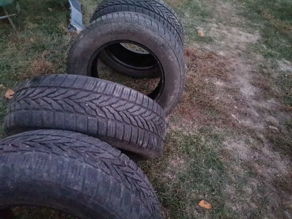 Зимни гуми за сув 215/65/16