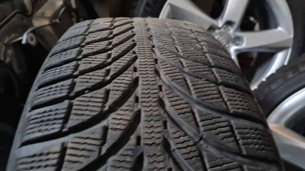 Гуми зимни нови Q5 235 55 19  Audi Ауди Ку5 Michelin Alpin Petlas