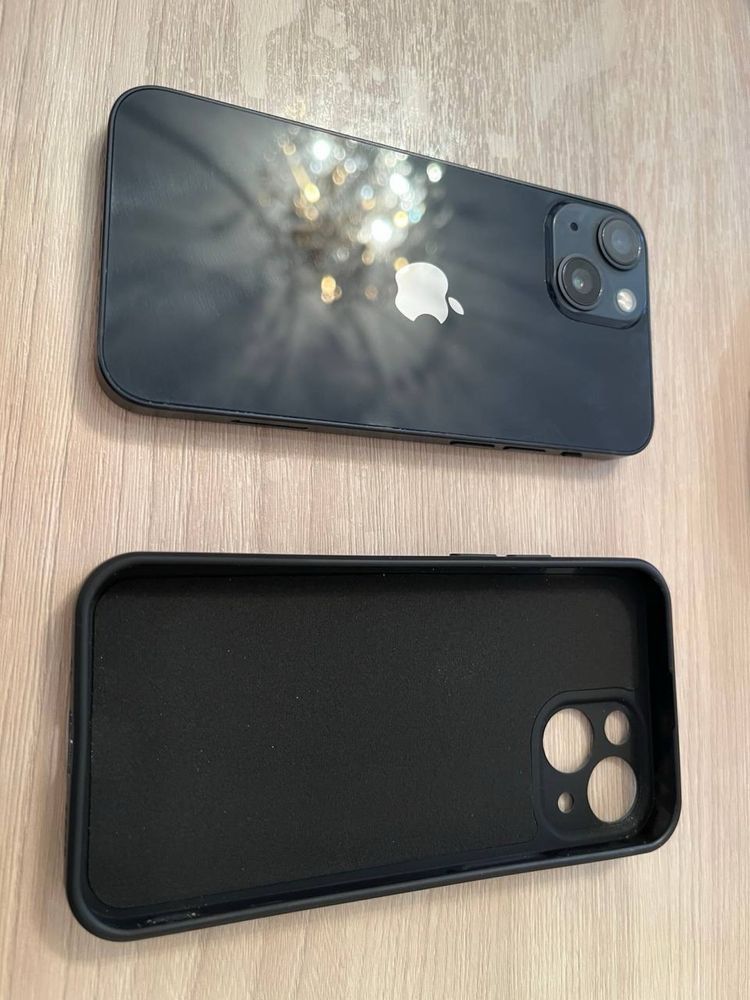 iPhone 13 mini с чехлом