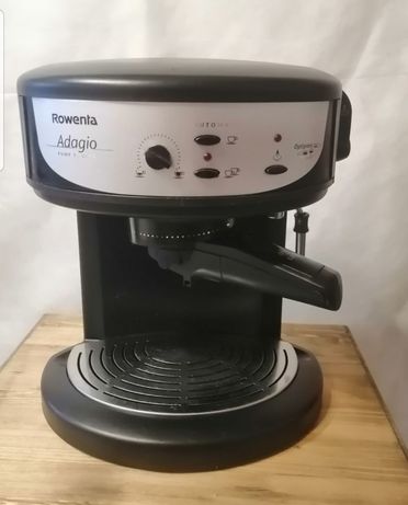 Кофеварка рожковая ROWENTA ES 180F для молотого и растворимого кофе