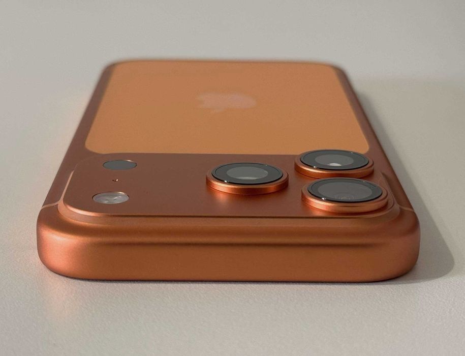 Бартер! iPhone 17 Pro Orange (Оранжев) Физическа Сим.