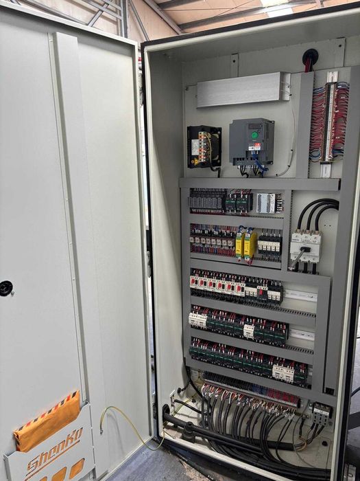 Masina de rindeluit pe 4 fete SHENKO, tip SKG-2306GH/6