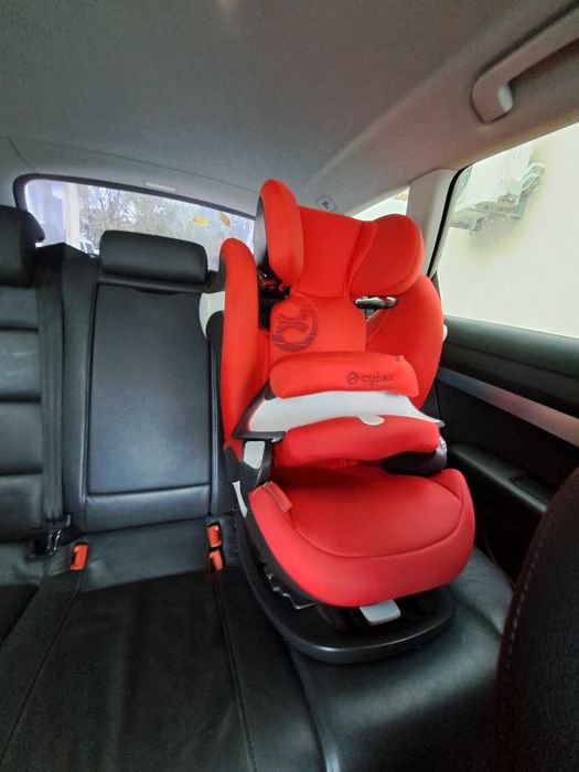 Cybex стол за кола