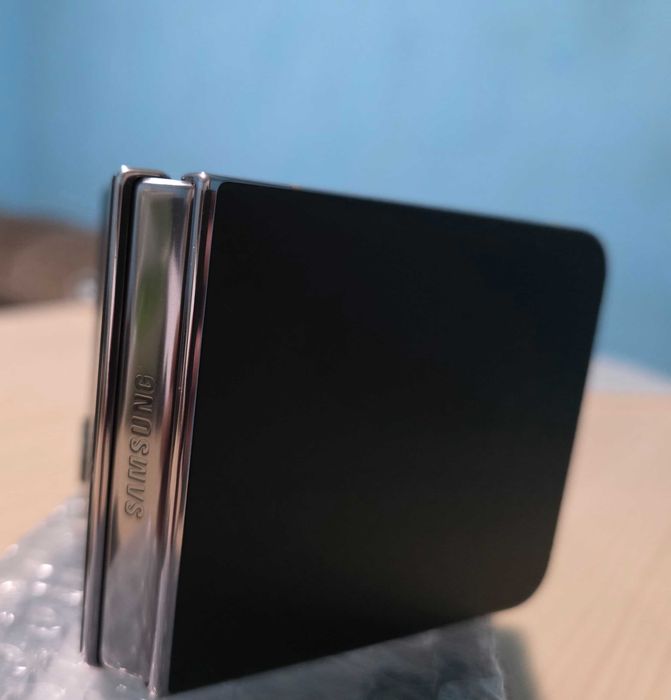 Ocazie !.Ca si Nou !!.Sams.Z Flip 4, 5G,256 Gb !