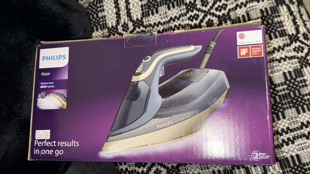 Fier de calcat Philips Azur 8000 Series.