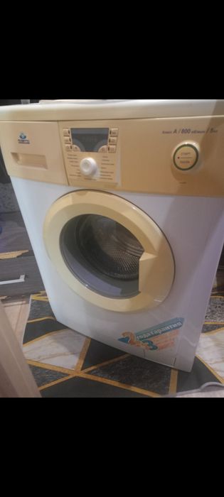 Продам машинку автомат на запчасти