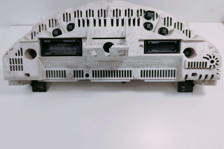 Ceas bord A1685404711Q6 Mercedes-Benz A-Class W168