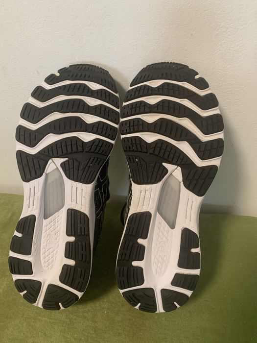 Asics Kayano 28 M-40,5