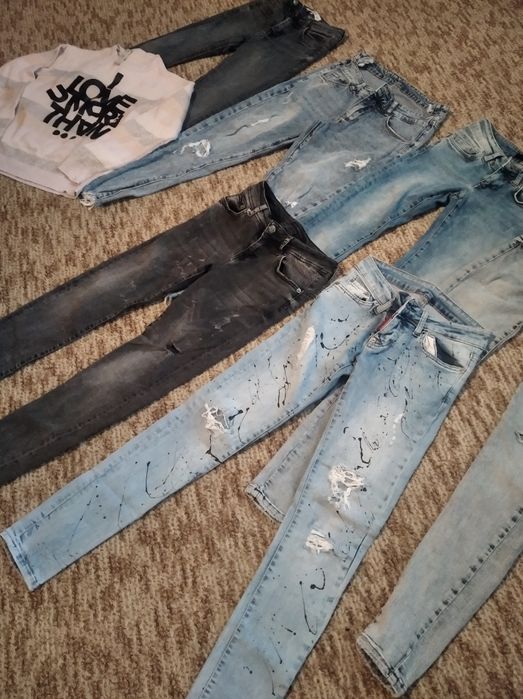 Голям лот дънки р.146само за 10лв.всичко