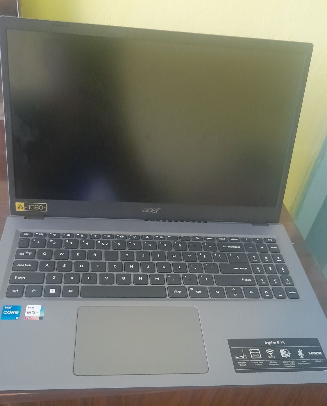 Noutbook sotiladi. Acer aspire 5