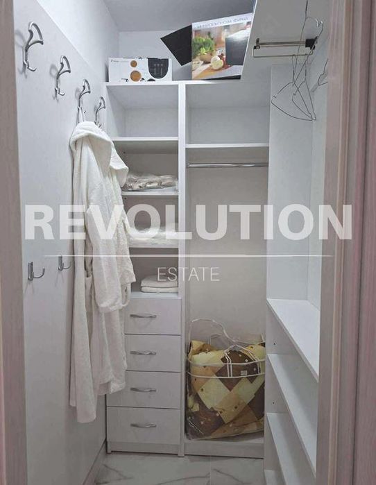 Дава се под наем Двустаен апартамент в Варна, Погреби - 70 кв.м за 550 € - Снимка #4