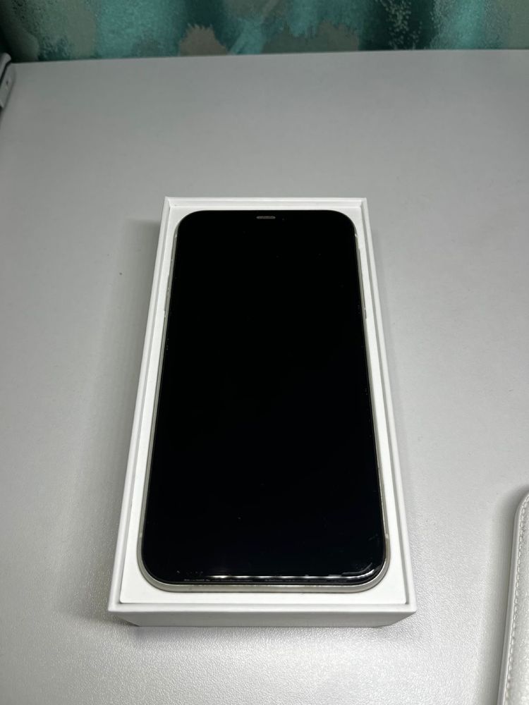 Iphone 11 память 128гб продам в отличном состоянии